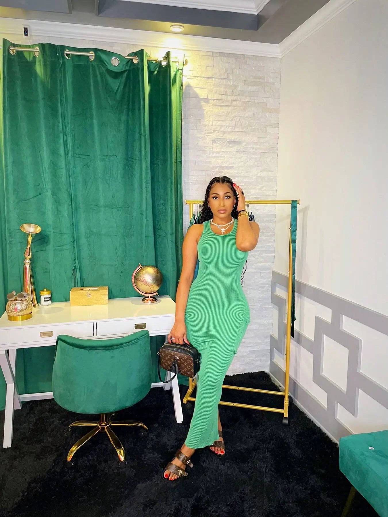 Green cargo maxi dress, green fitted maxi dress, comfortable cargo maxi dress